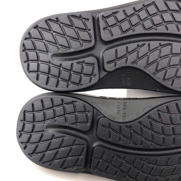 Oofos 'OOcloog' Clog Slides M8 - Picture 10 of 14